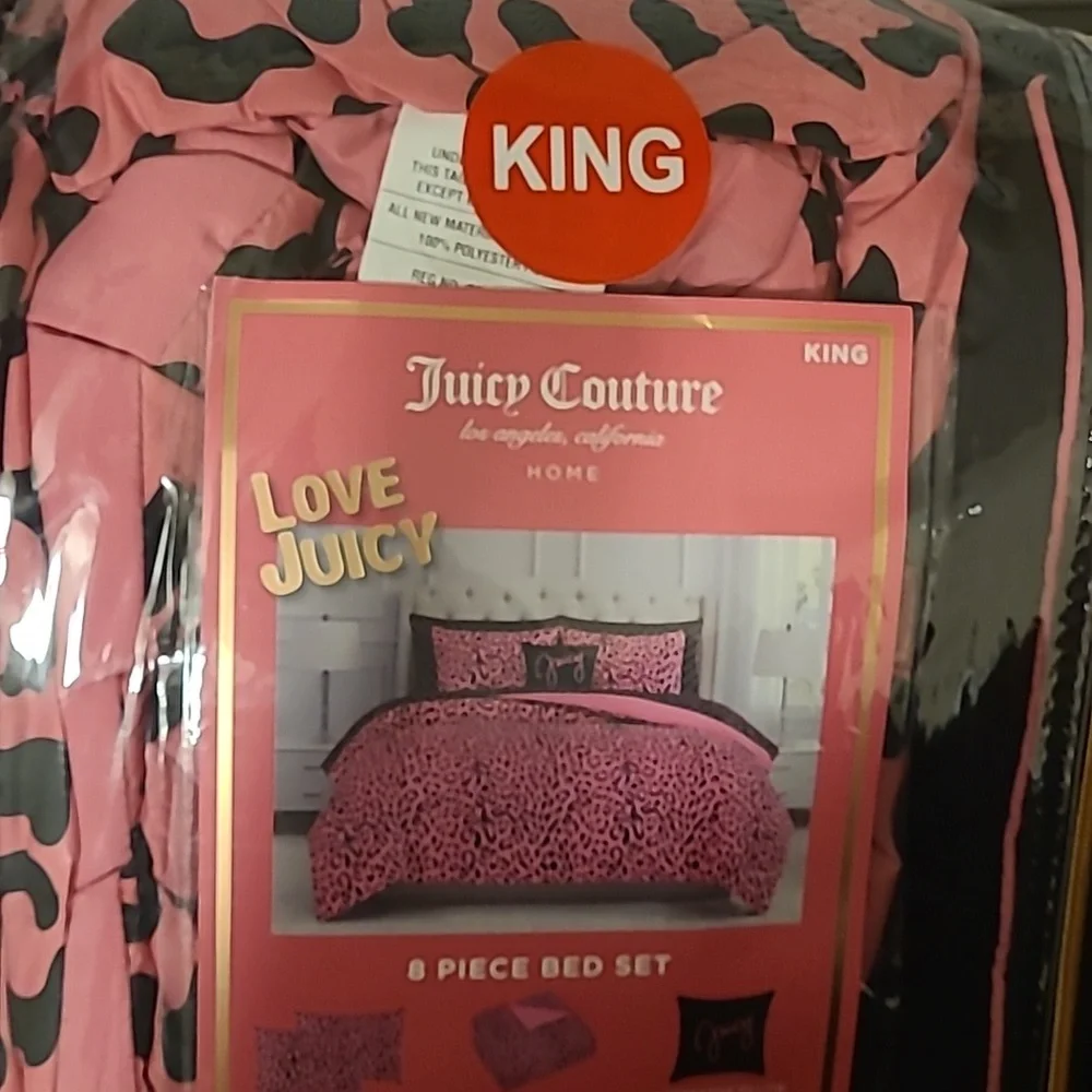 Juicy Couture bold pink