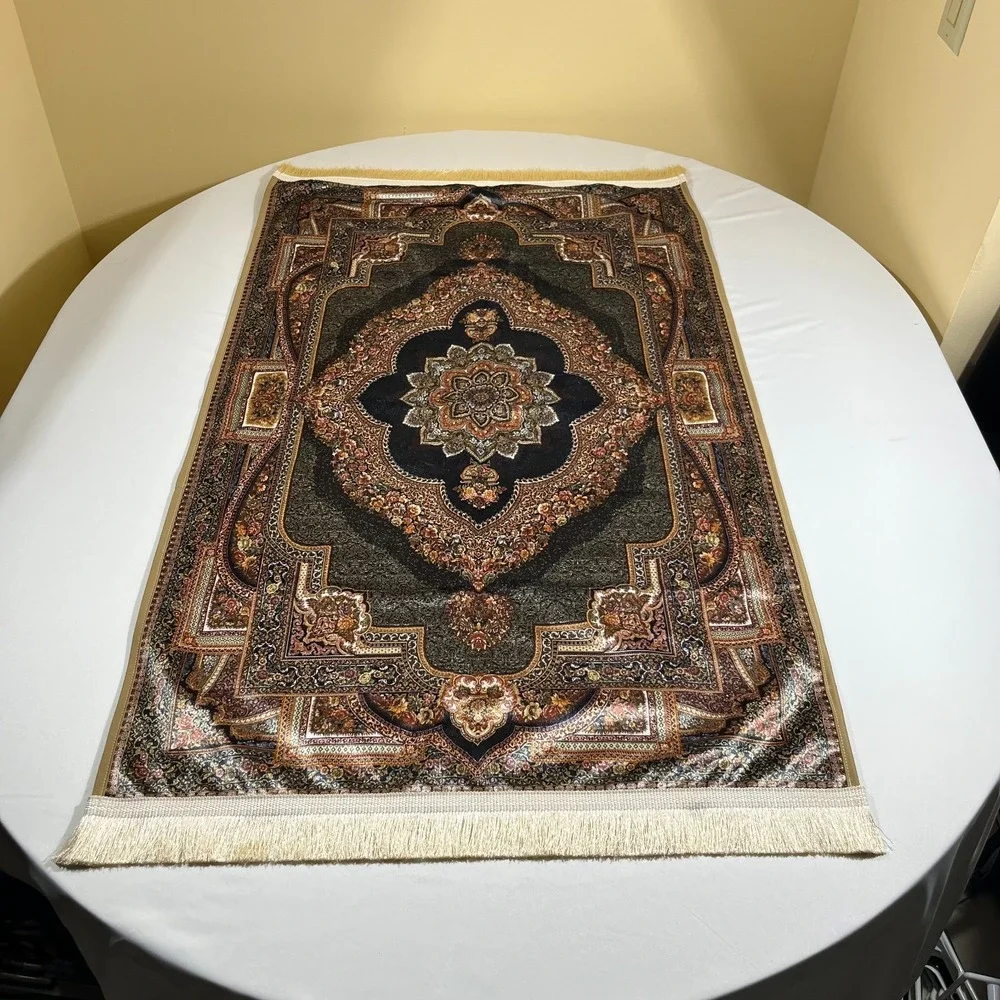 Vintage Style Medallion Rug Runner Fringed 27x47 Bohemian Turkish Decor