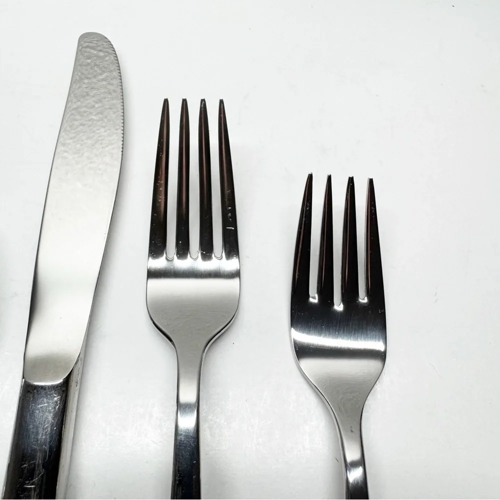 International Stainless vintage international