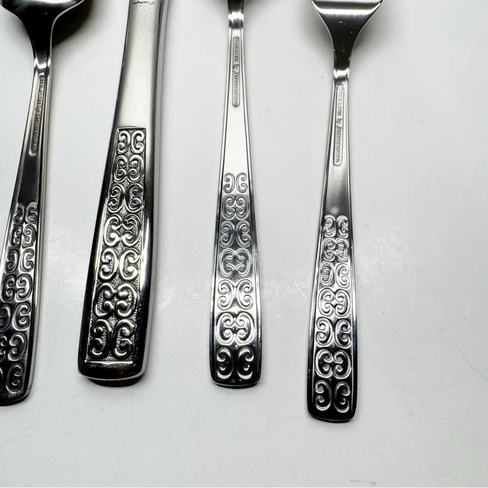 International Stainless vintage international