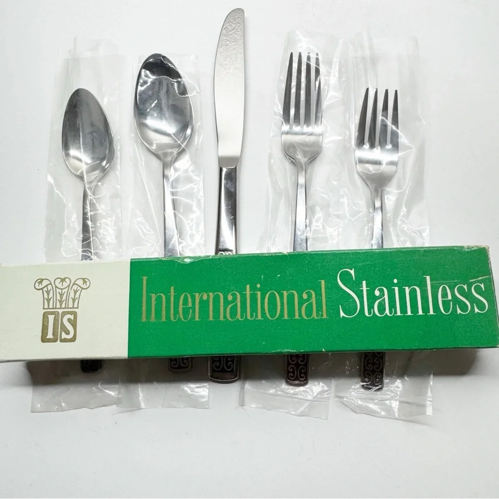 International Stainless vintage international