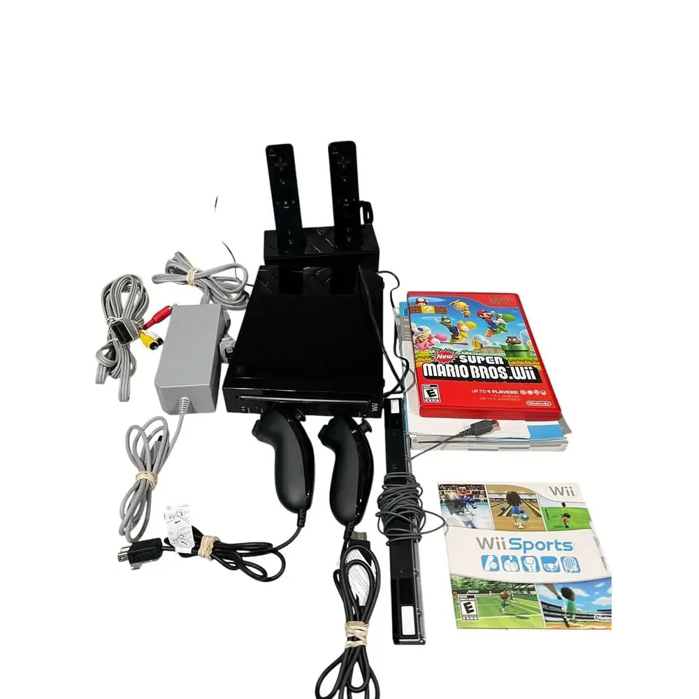 Nintendo Wii RVL-001 Console Bundle GameCube Compatible Wii Sports Mario