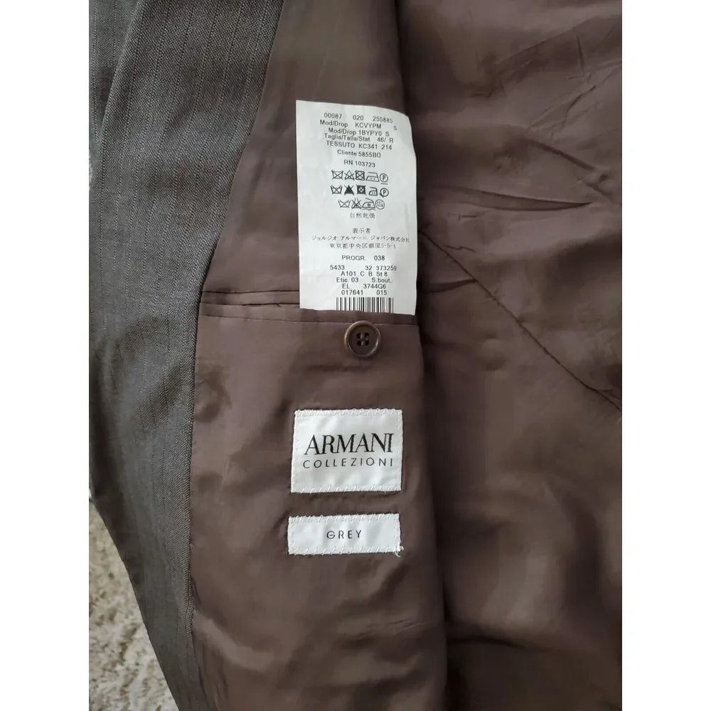 Armani Collezioni button back
