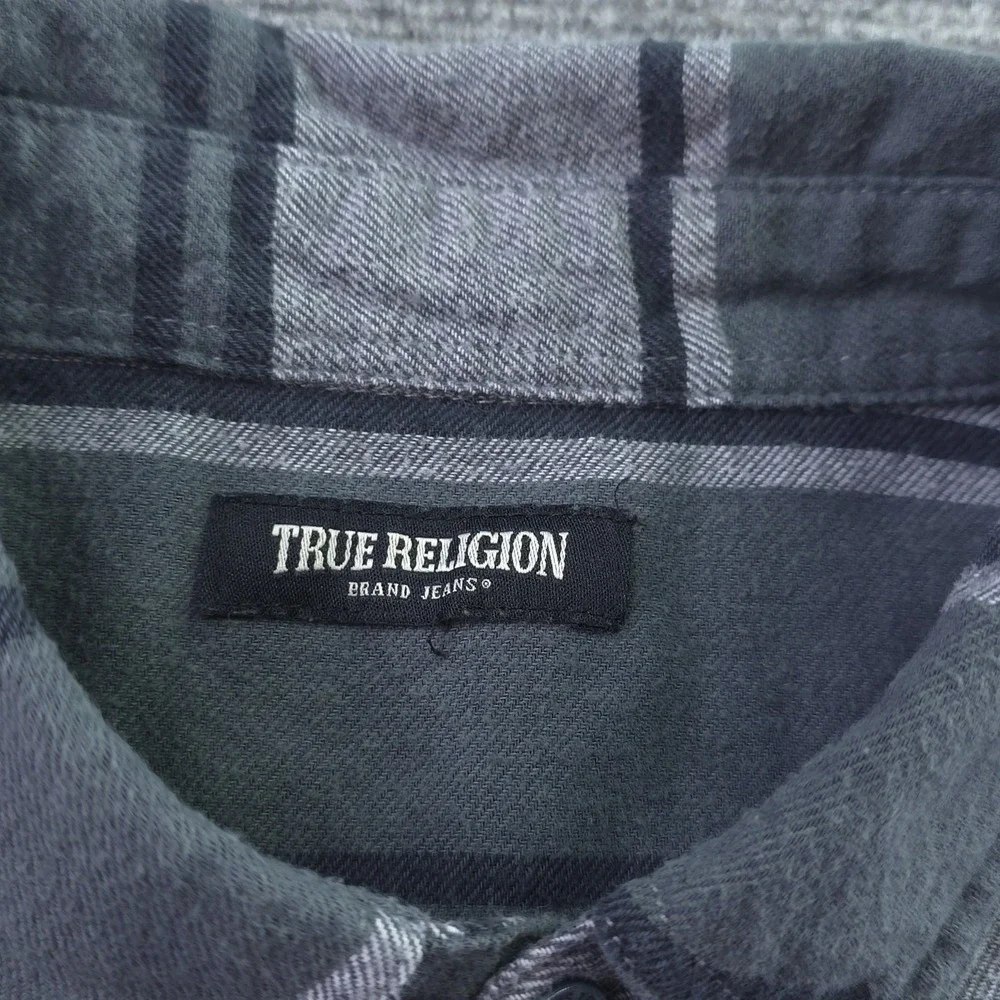True Religion Flannel Shirt Medium Gray Green Striped‎ Button Up Outdoors