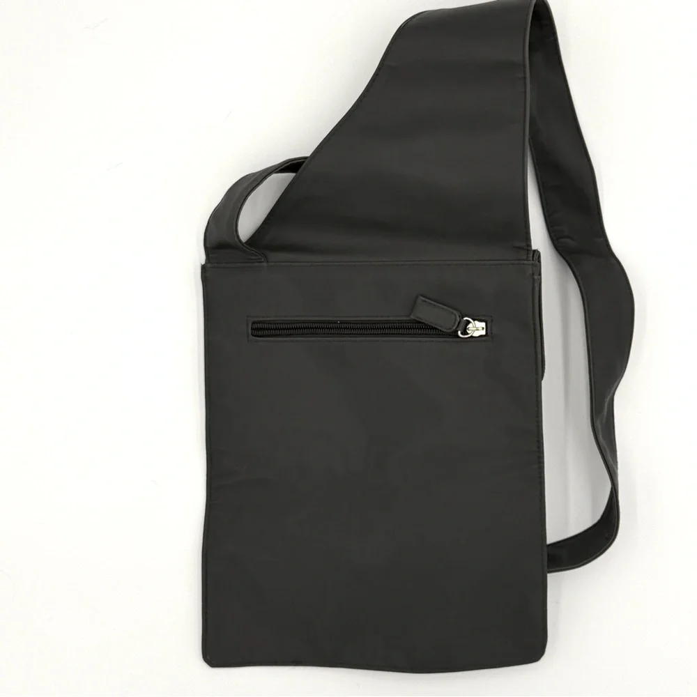 N/A sleek stylish