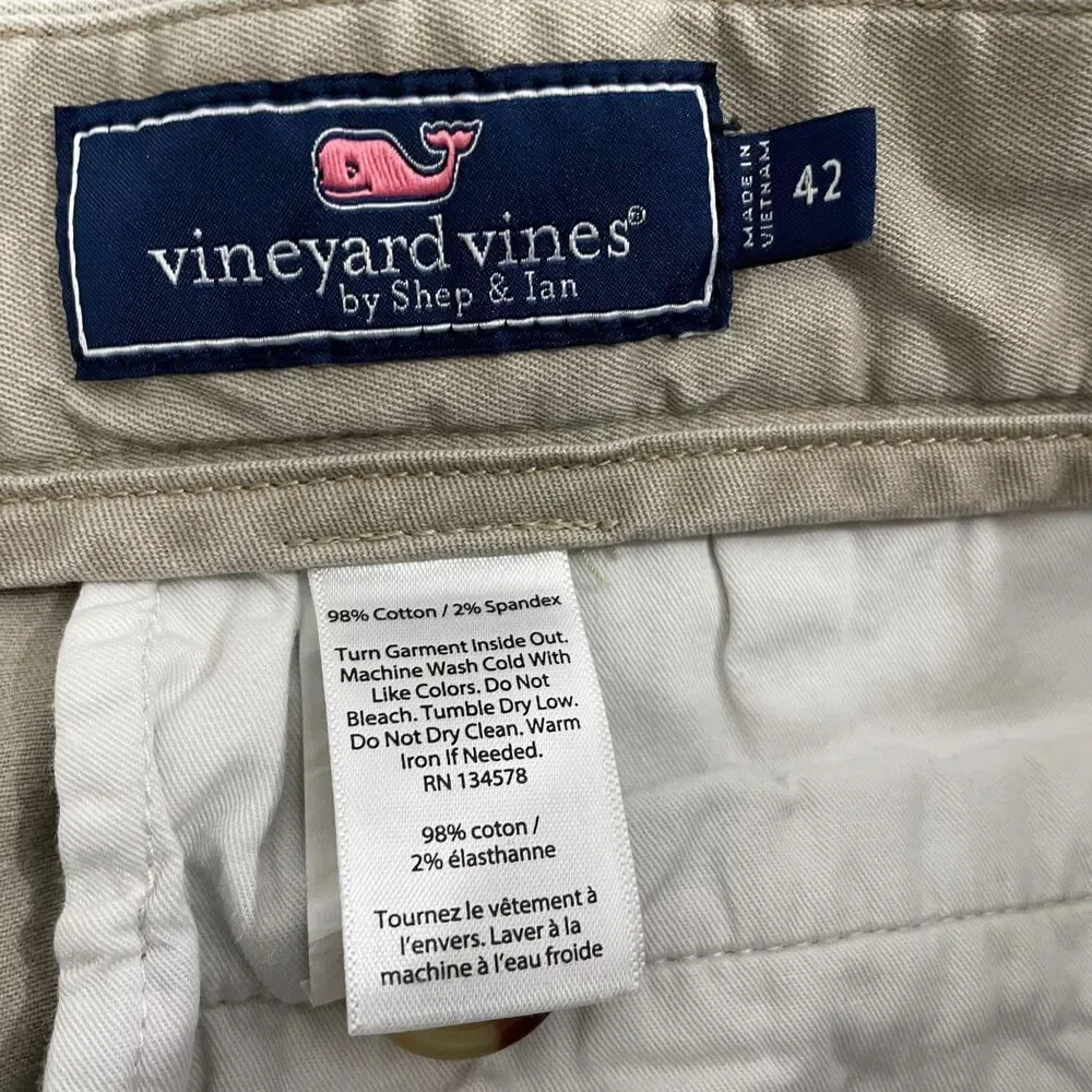Vineyard Vines men size