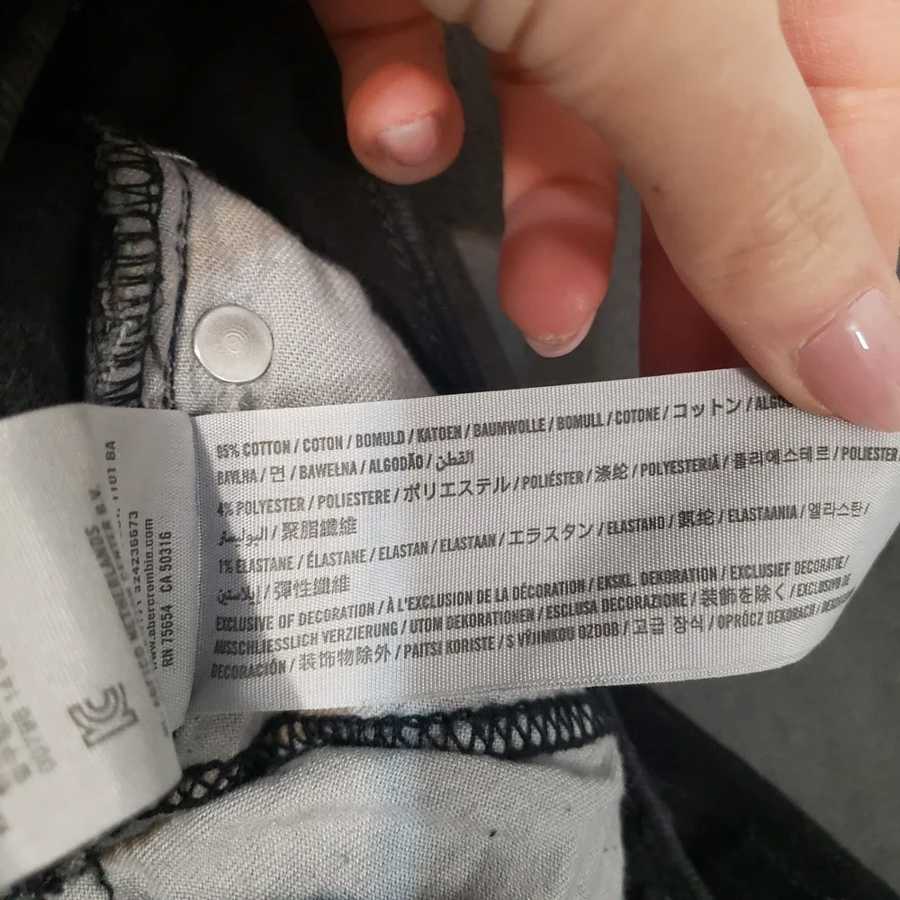 Hollister good used