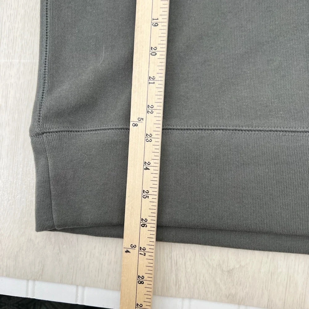 Banana Republic men gray