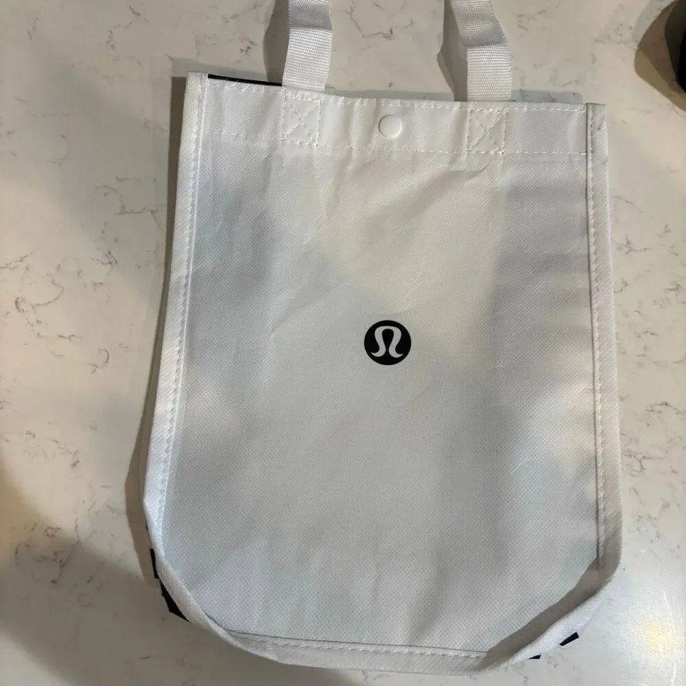 lululemon athletica bundle small