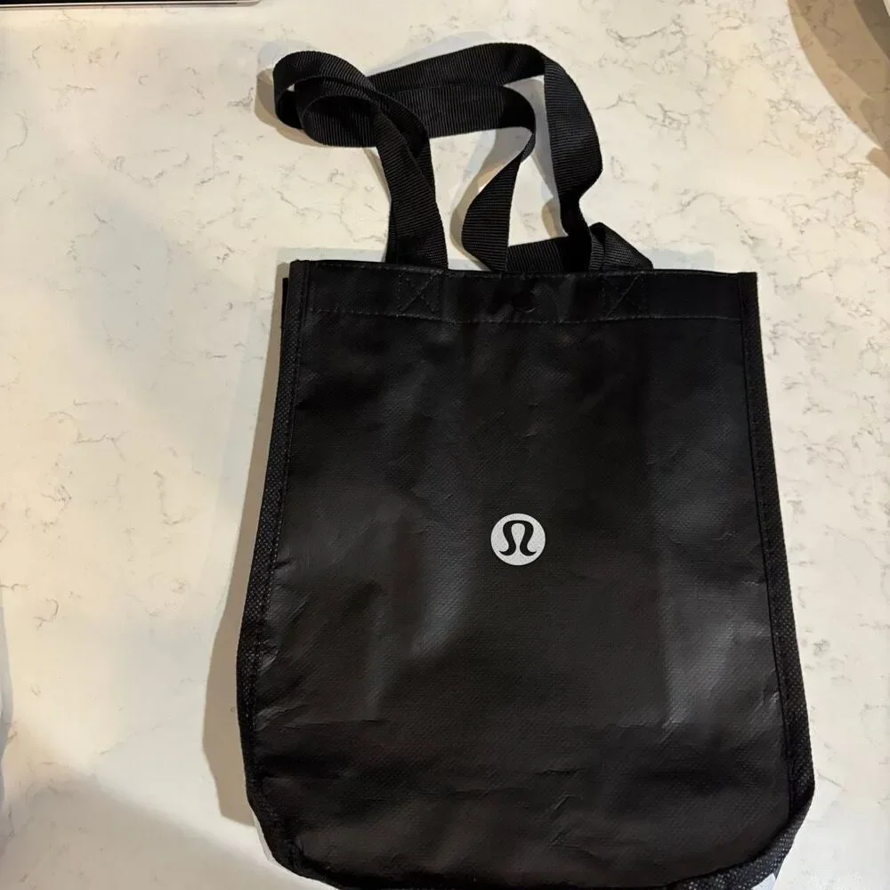 lululemon athletica bundle small