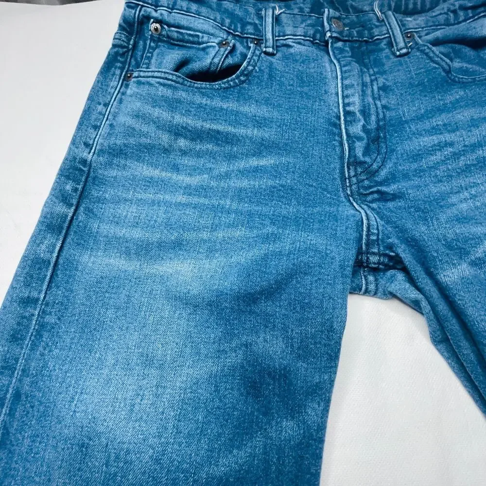 Levis jean jeans