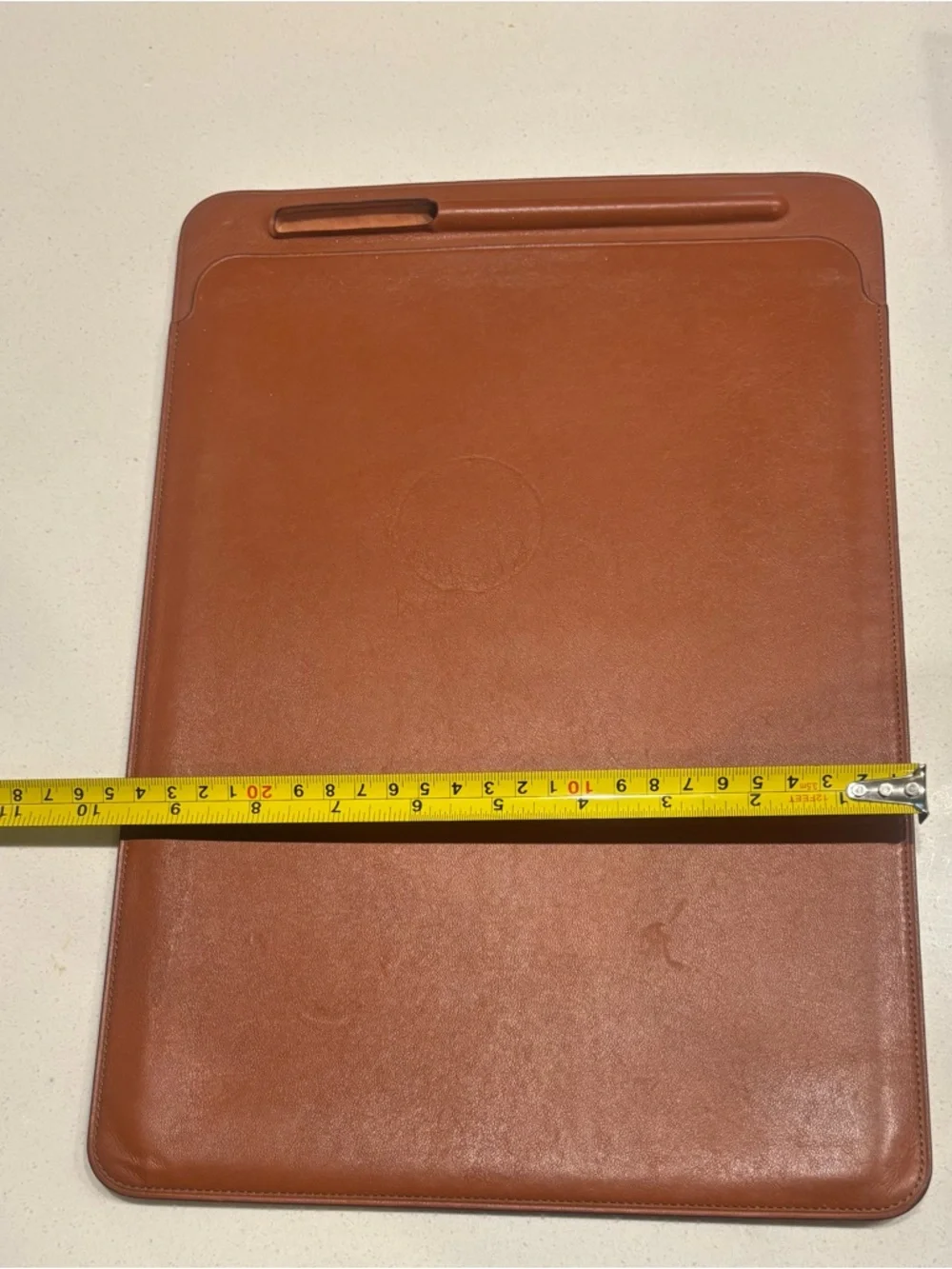 Apple Leather Tablet/iPad Sleeve in Saddle Brown