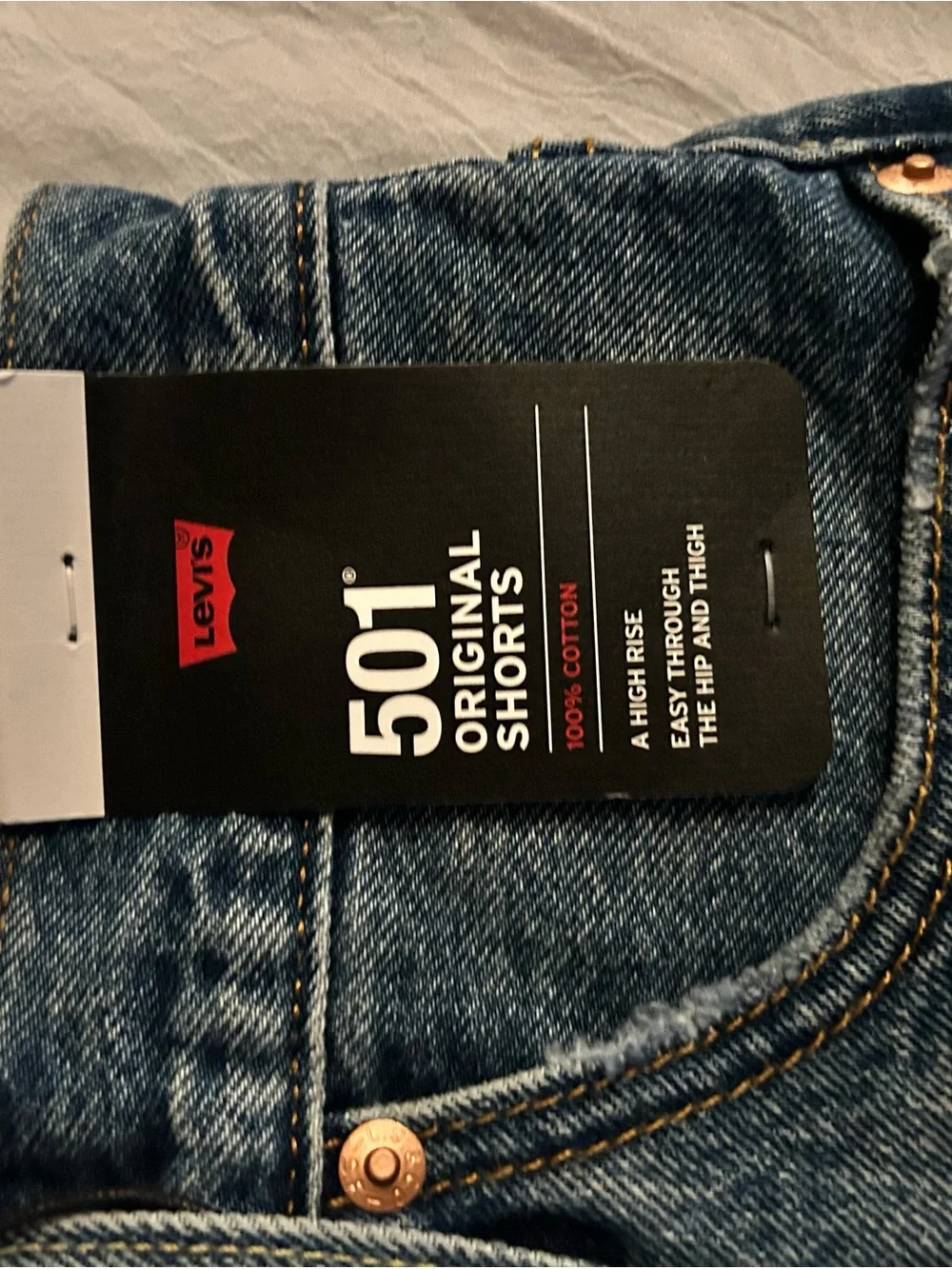 Levis high belt