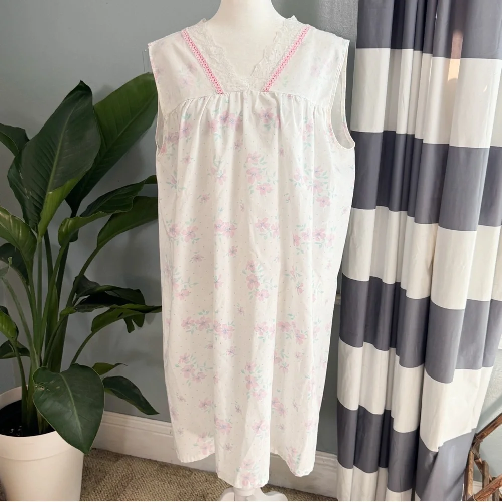 private moments vintage floral