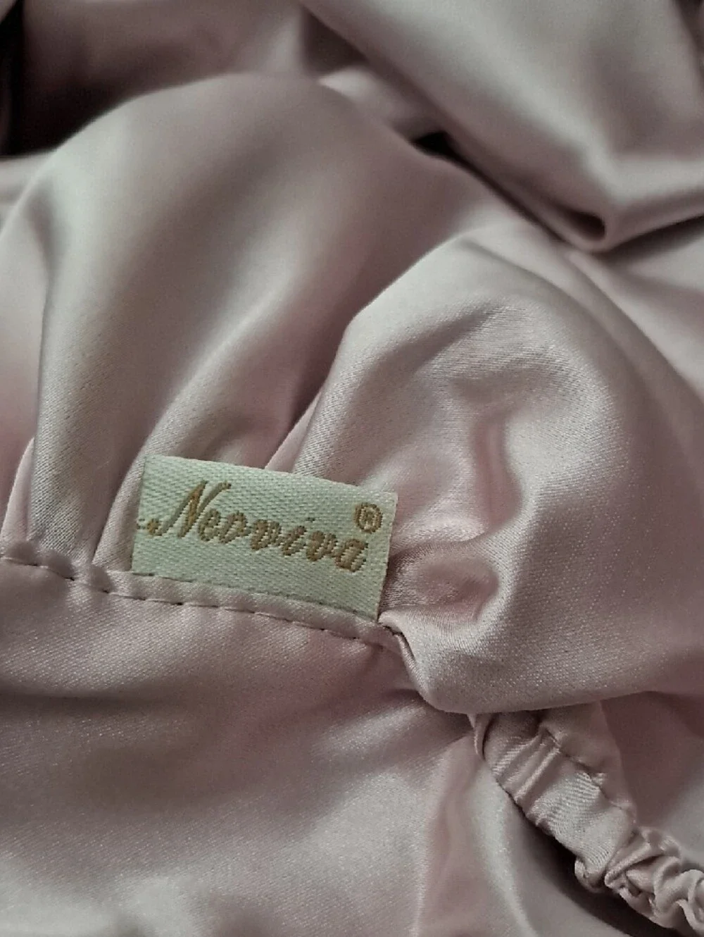 Neoviva pink satin