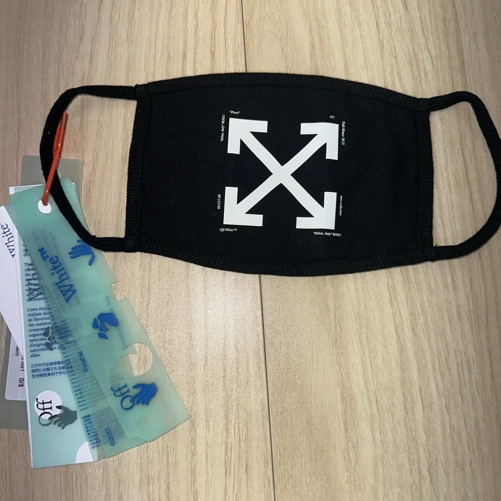 Off-White off white