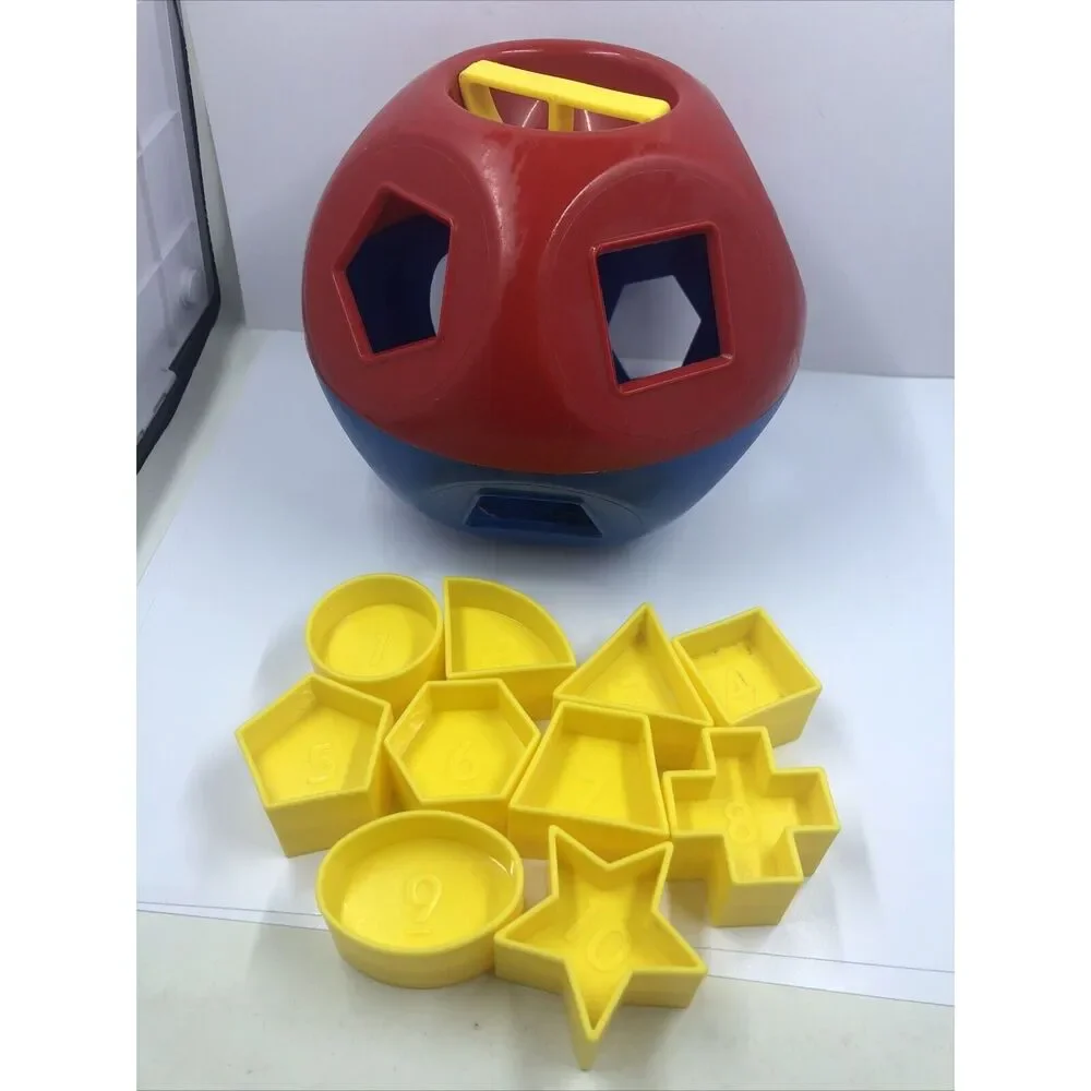 Tupperware vintage shape