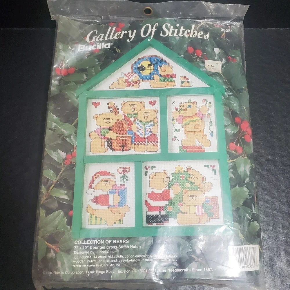 BUCILLA‎ GALLERY OF STITCHES CHRISTMAS Teddy Bear Family CROSS STITCH #33381