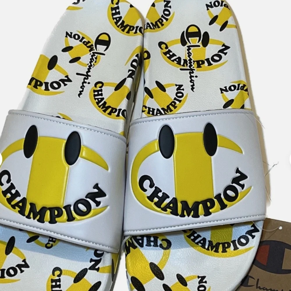 Champion Slides Shoes Mens Size 12 White Yellow‎ Happy Face Summer Sandals NEW