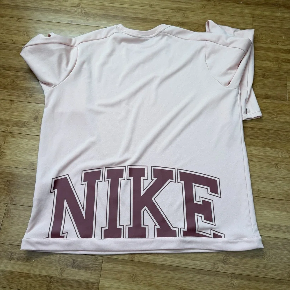 Nike Running Dri‎ Fit Shirt Womens XL Pink Long Sleeve Athletic Logo Oversized