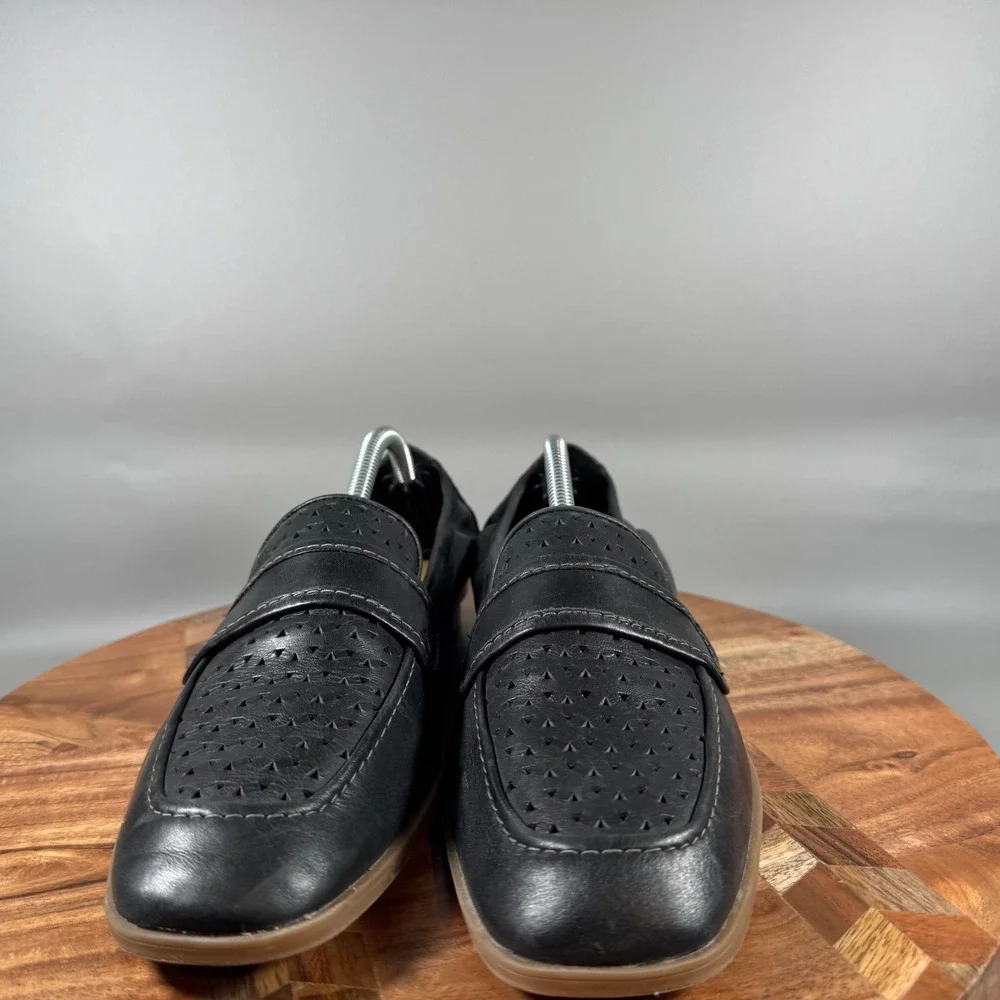 Clarks Collection good used