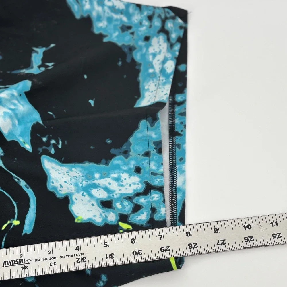 Under Armour Mens Loose Fit‎ Athletic Shorts Black Blue Marble Print Medium 7in