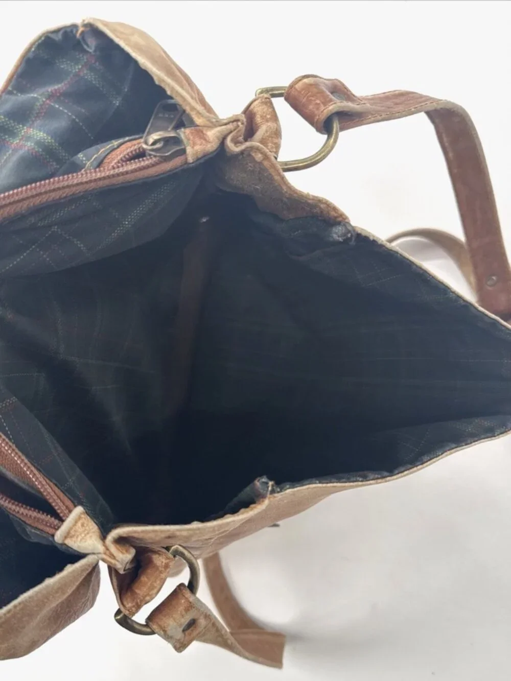 Boulder Ridge Messenger Bag Tan Cowhide Leather Plaid Lined Pockets Distressed