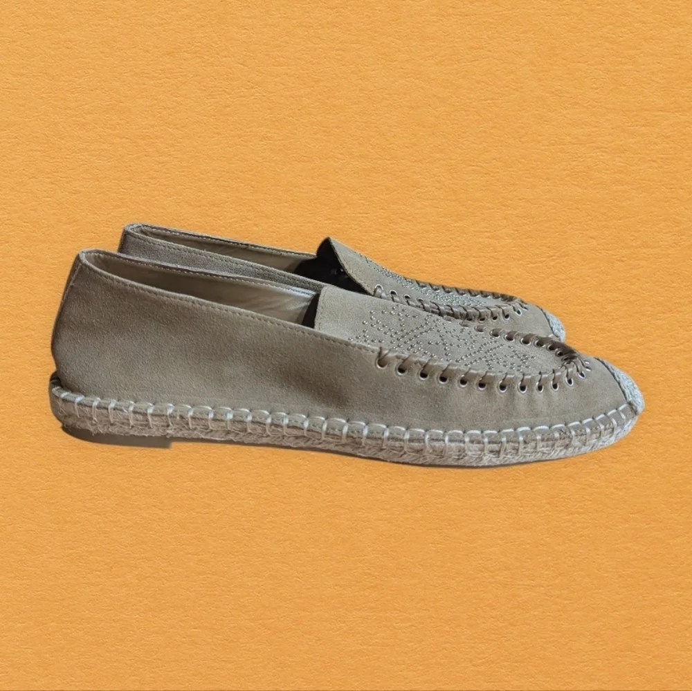 Zara stylish beige