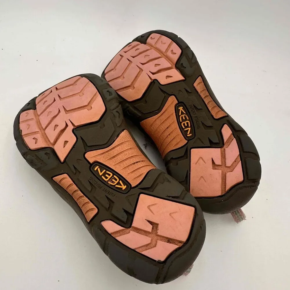Keen pink newport