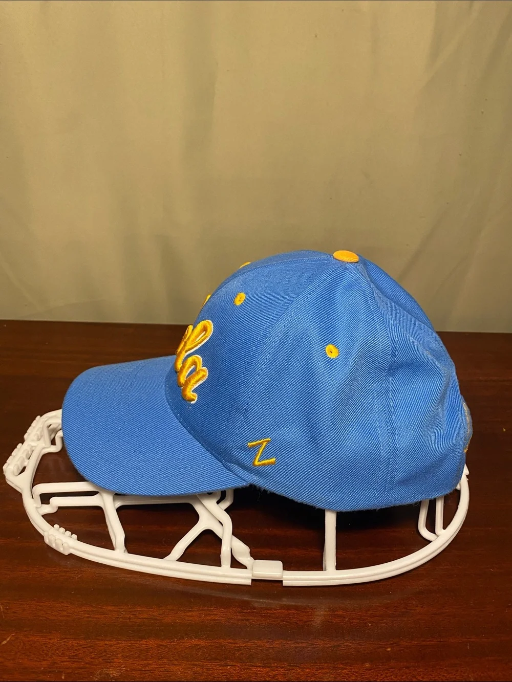 Zephyr hat scripted