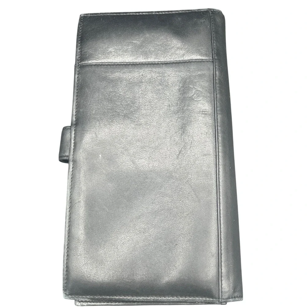 Tumi leather wallet