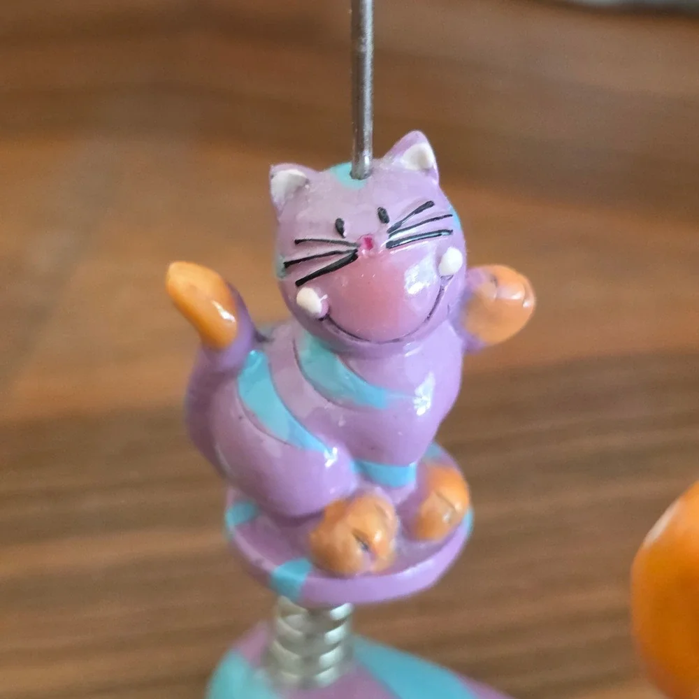 Blowfish Purple Striped Bobble Cat Double Photo Memo Clip Holder Desk Decor
