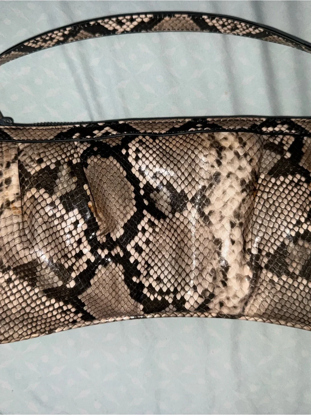 Zara sleek shoulder