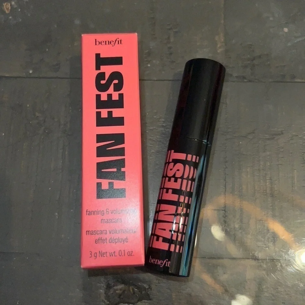 Benefit Fan Fest Fanning‎ Volumizing Mascara Mini 3g 0.1oz Black New in Box