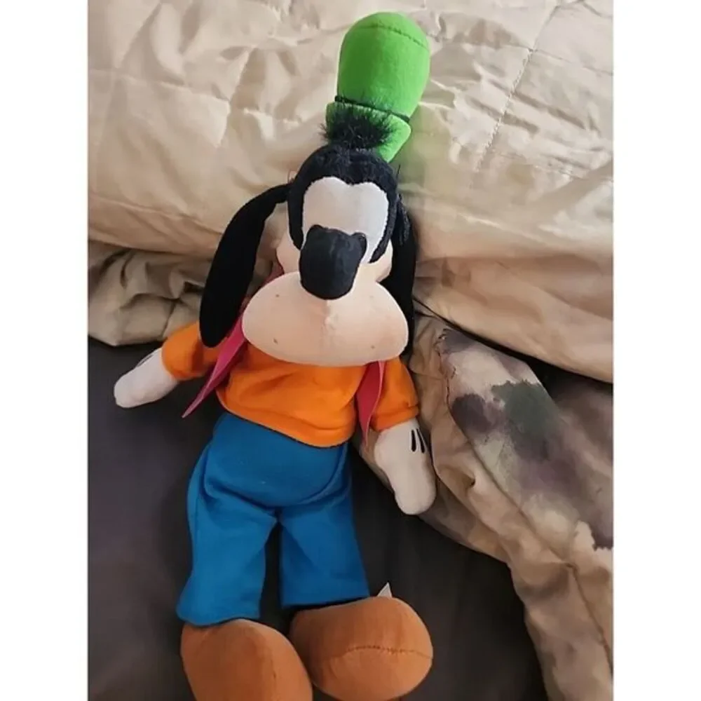 Just Play Disney's Goofy Stuffed Plush Animal 10‎ Inches - Collectible Figure