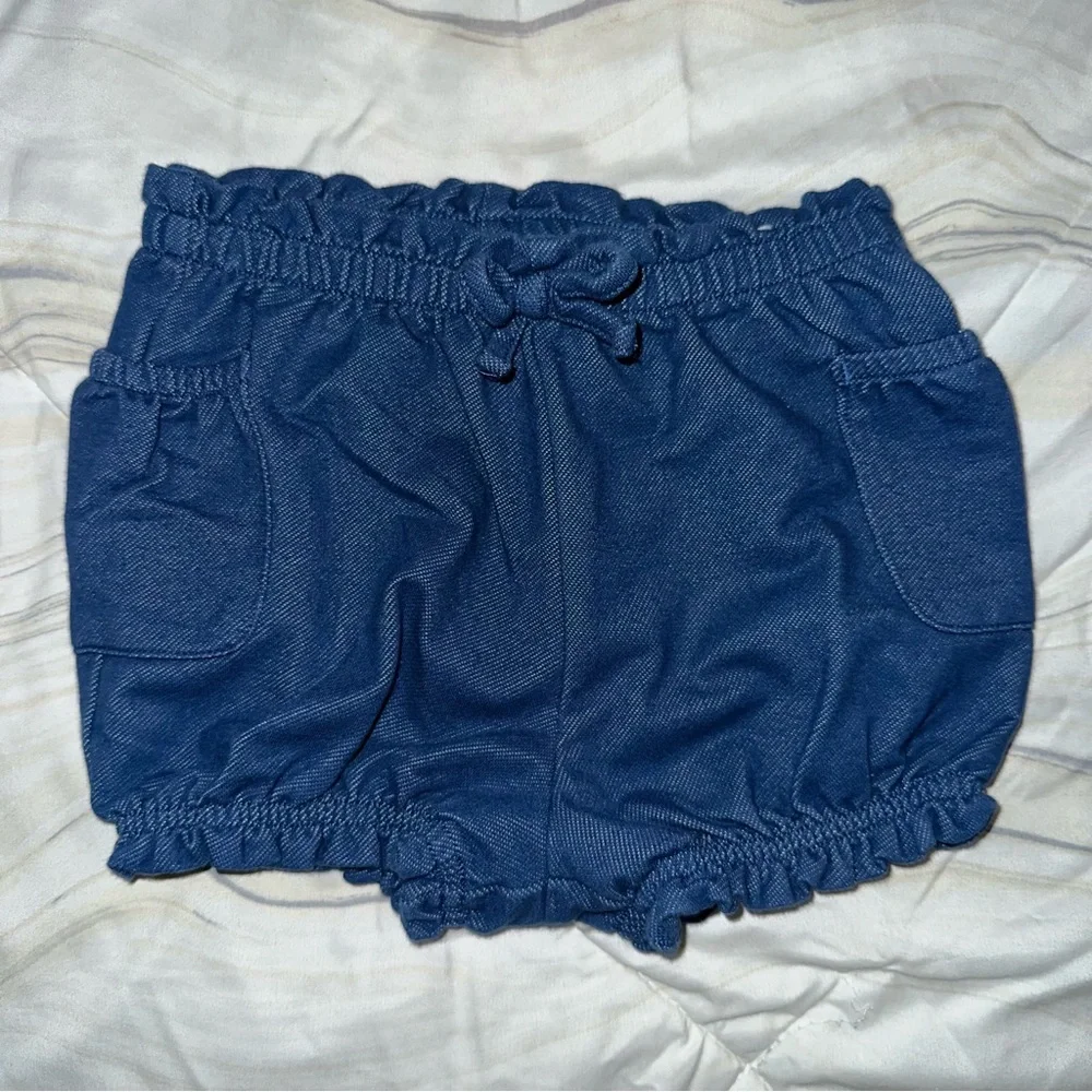 The Children's Place White Top and‎ Navy Shorts Set