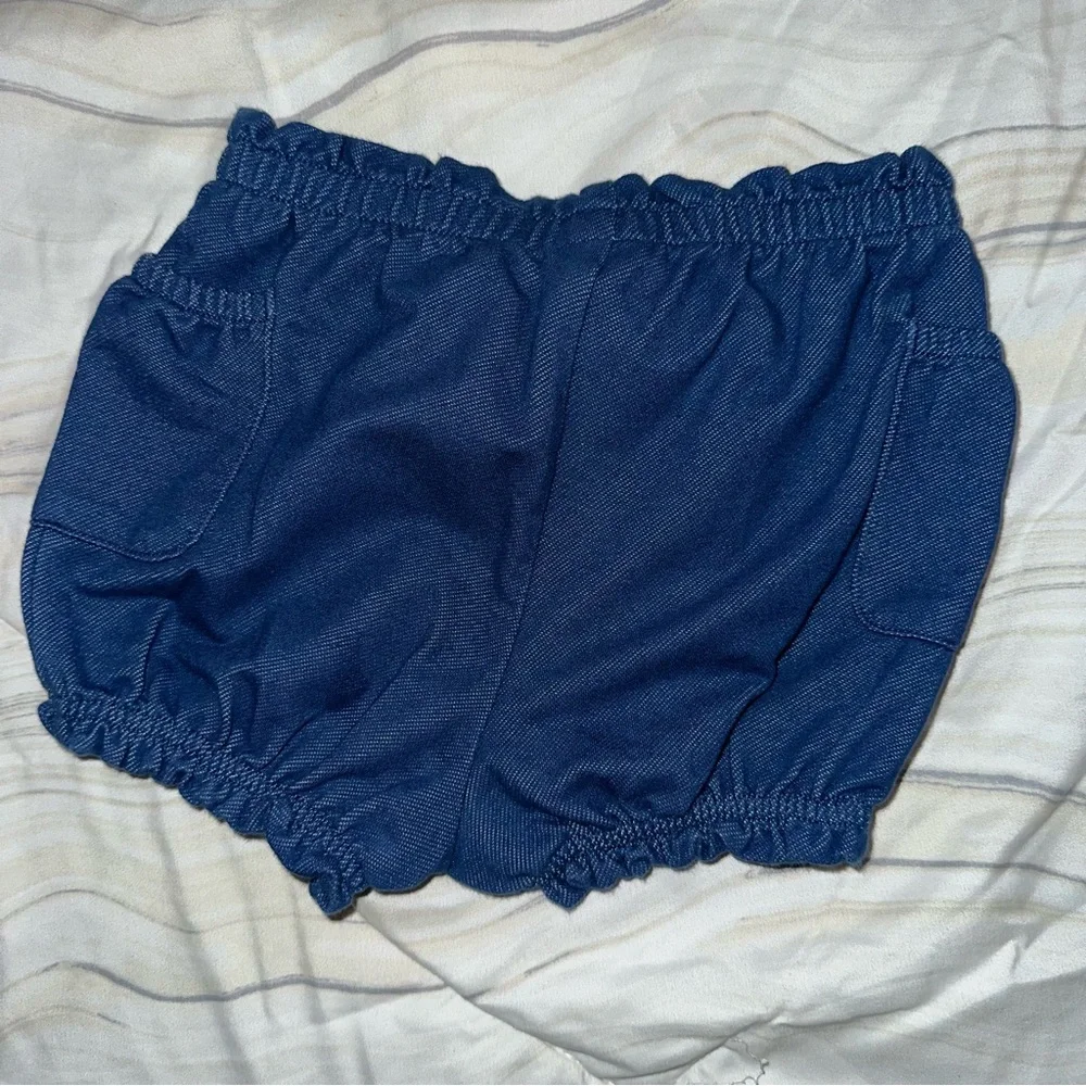The Children's Place White Top and‎ Navy Shorts Set