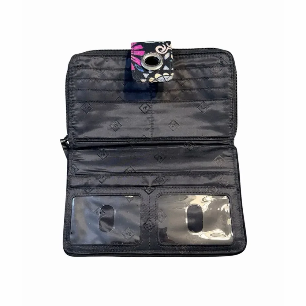 Vera Bradley excellent pre