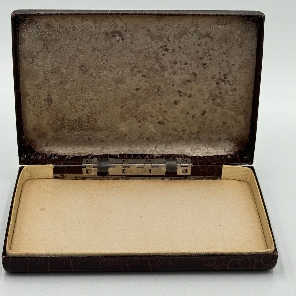The Unbranded Brand vintage jewelry