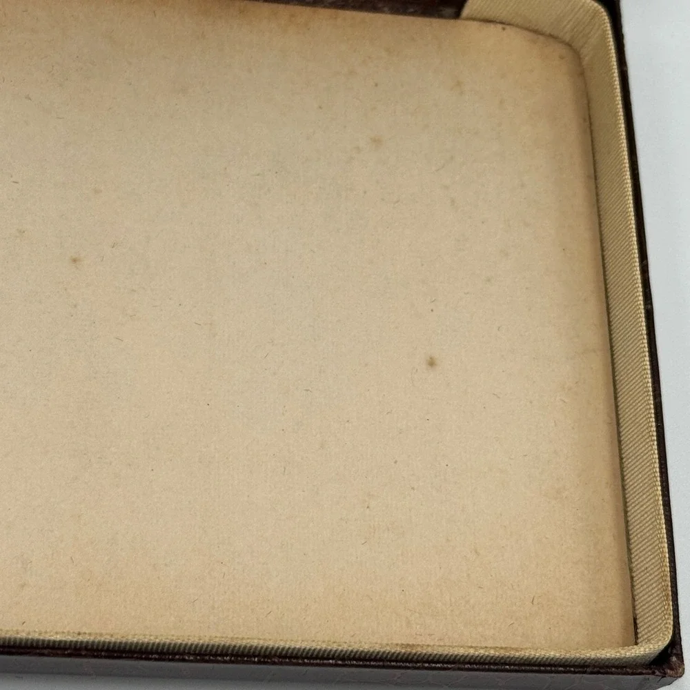 The Unbranded Brand vintage jewelry