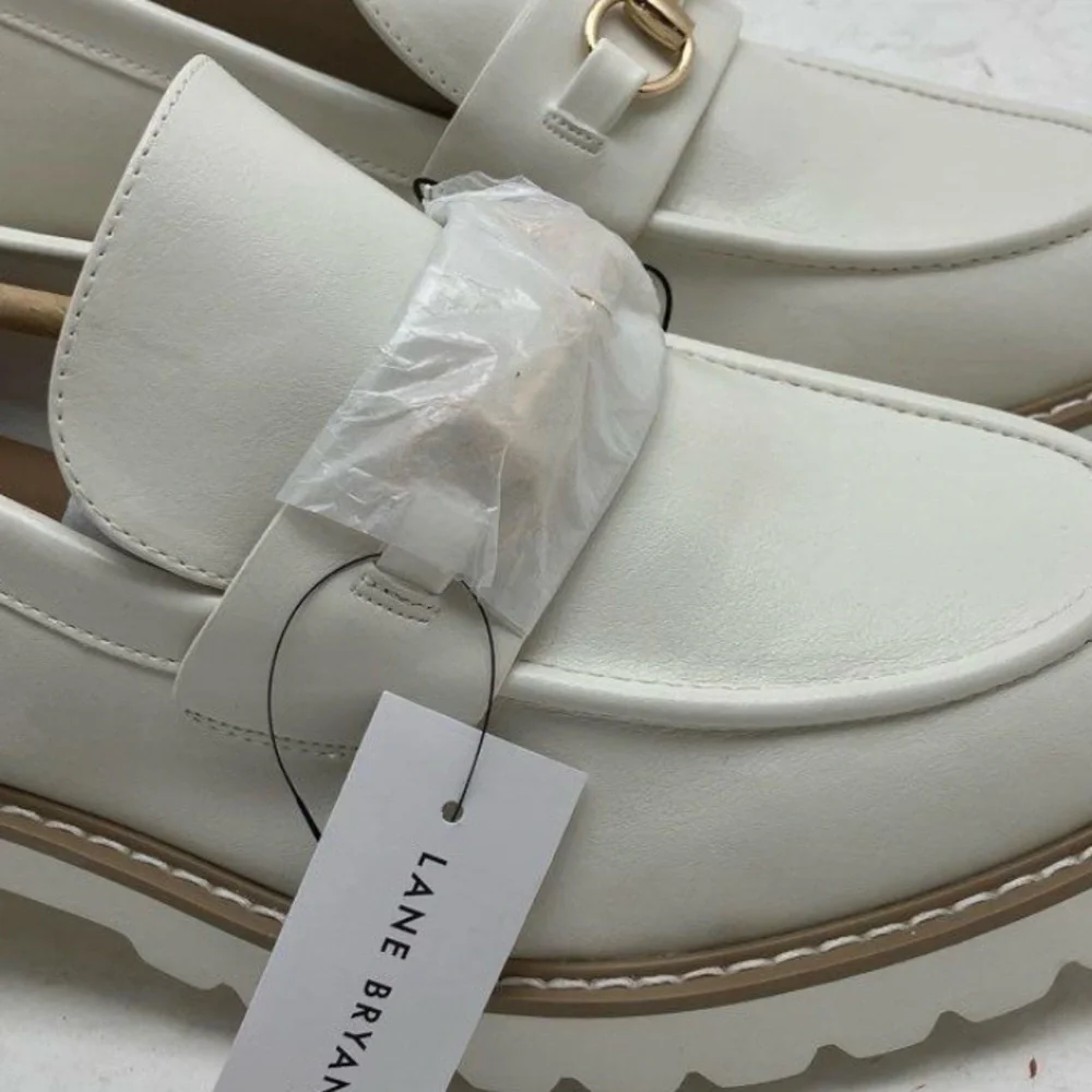 NWT Lane Bryant Lug Sole Loafers | Size 12W | White with Gold Horsebit