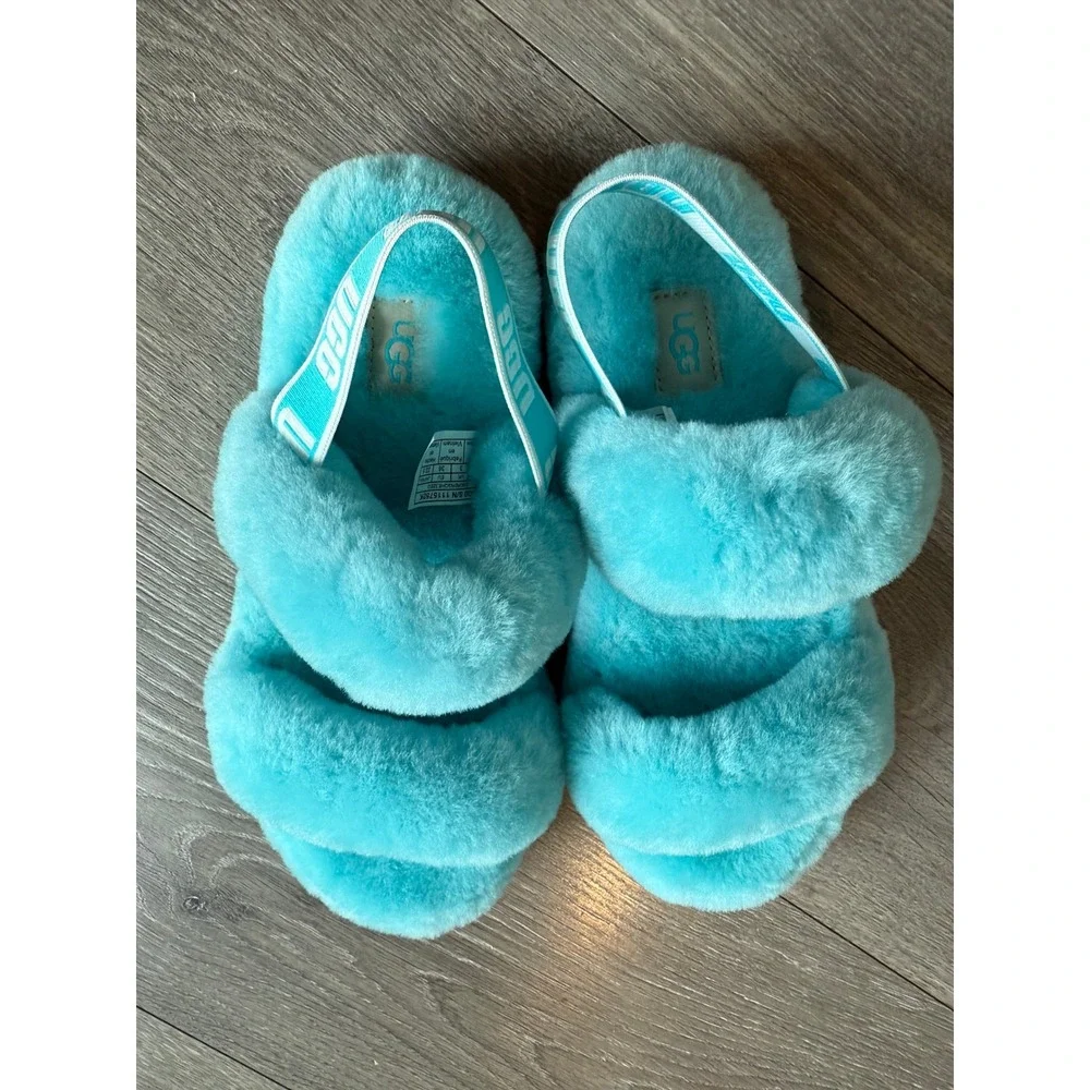UGG kids fluff