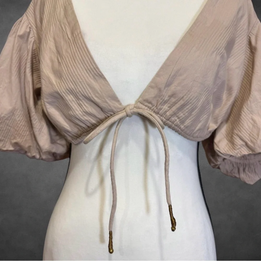 Free People chic beige
