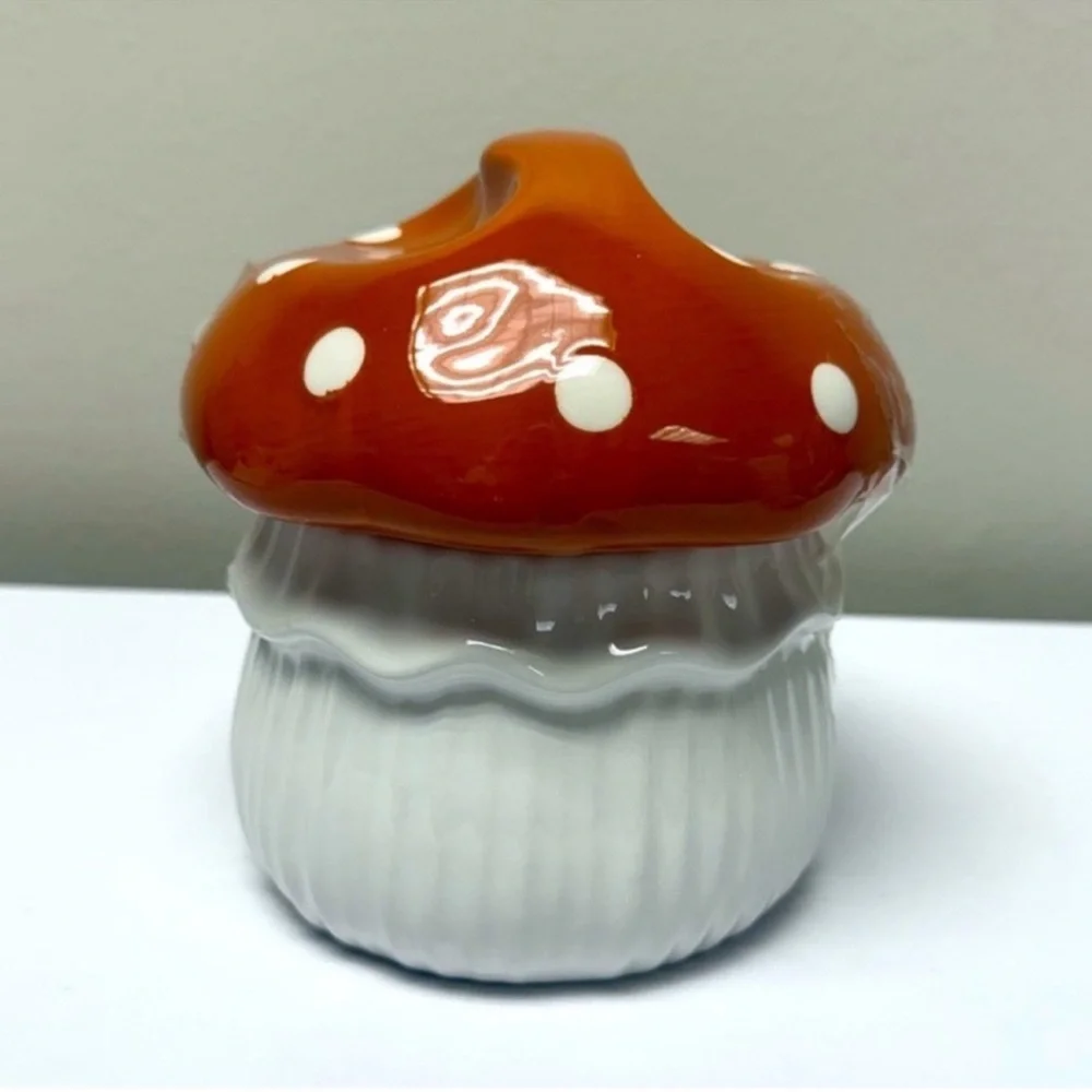 Target Bullseye Playground Novelty Ceramic Mushroom House Container w/ Lid