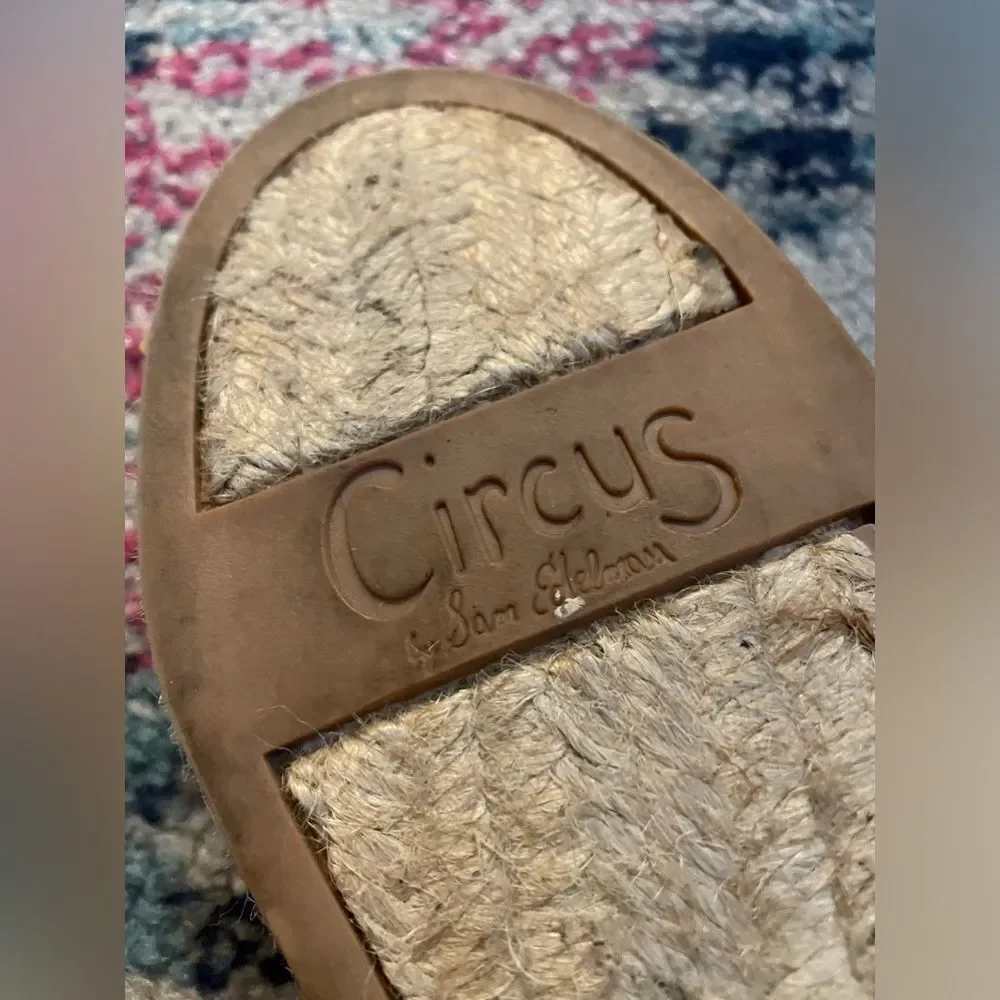 Circus by Sam Edelman crafted breathable