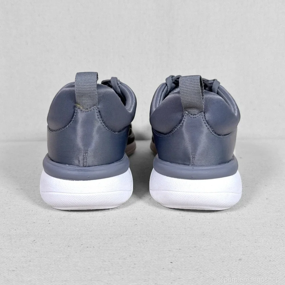 Clarks 👟 cloudsteppers