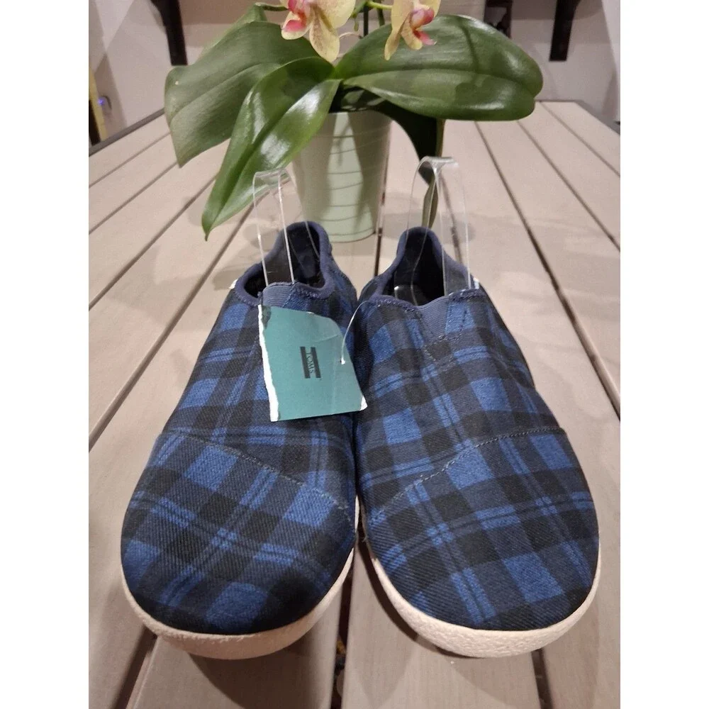 Toms made outdoor