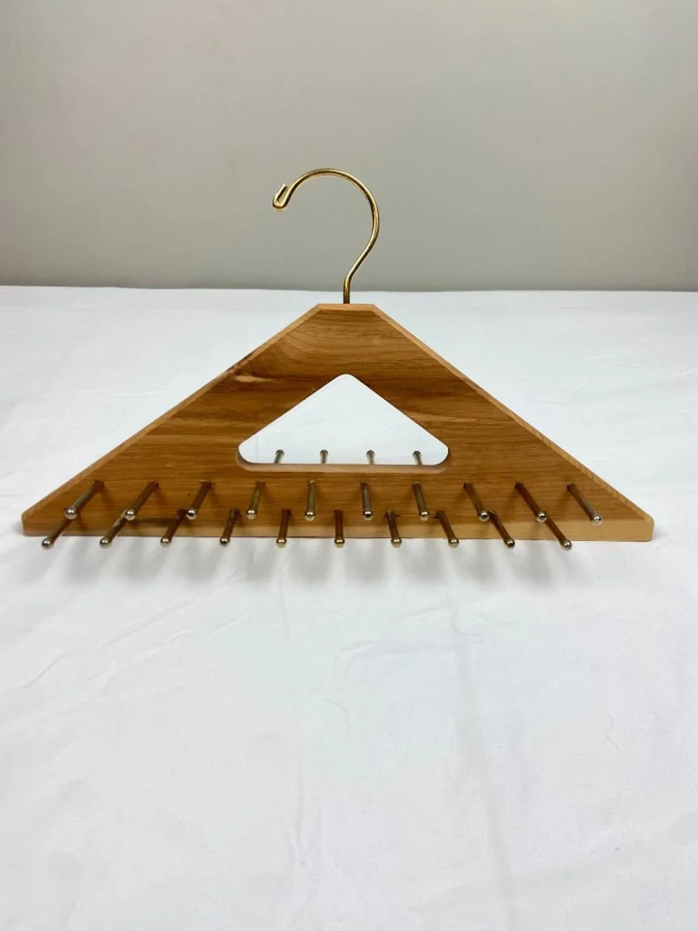 N/A cedar tie