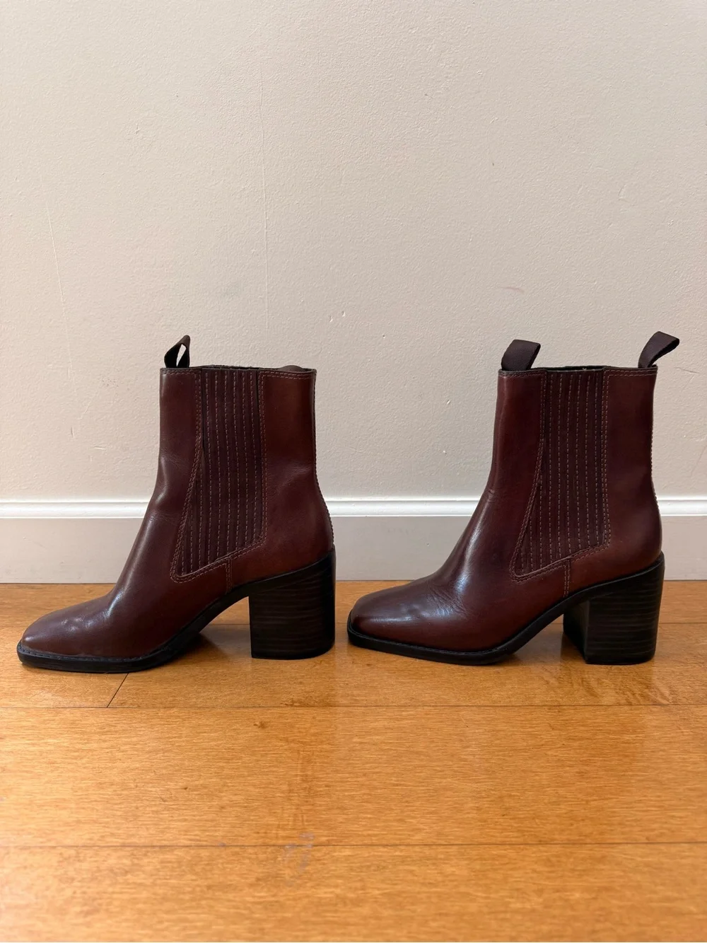 Loeffler Randall size great