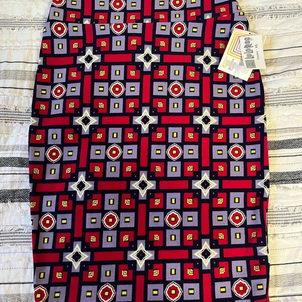 LuLaRoe Red and Purple Pencil Skirt Midi  Casual